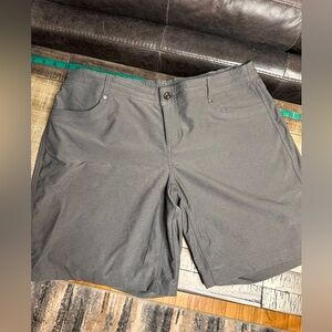 Women’s Kuhl Gray Shorts sz 14